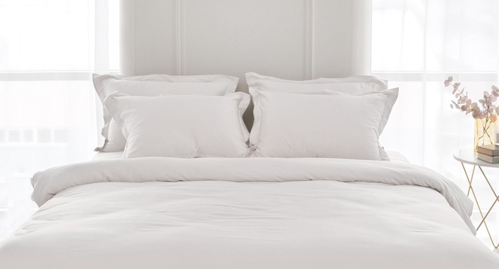 Белое постельное белье: как надолго сохранить цвет