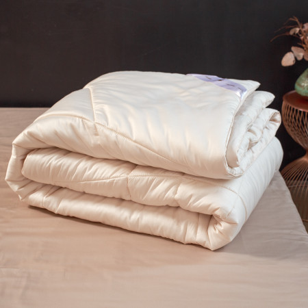Одеяло теплое в египетском хлопке «BIOLANA» - купить в Москве по цене от 9490 руб с доставкой | Интернет-магазин фабрики La Prima
